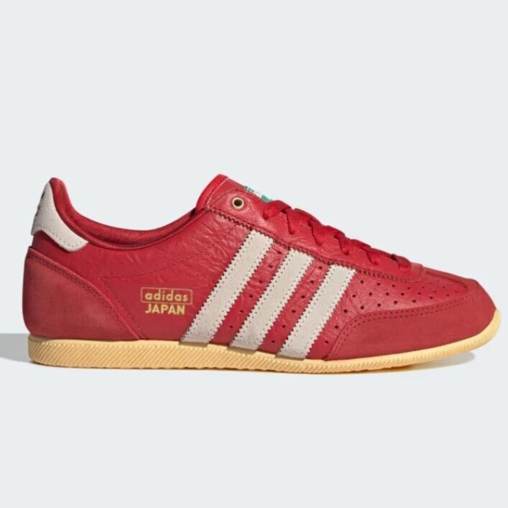 Adidas women's Better Scarlet red Japan shoes Excellent Like New